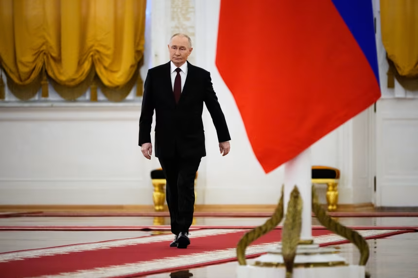 زلنسکی در چنبره فساد داخلی، ترامپ تشنه صلح، مسکو خواستار امتیاز حداکثری