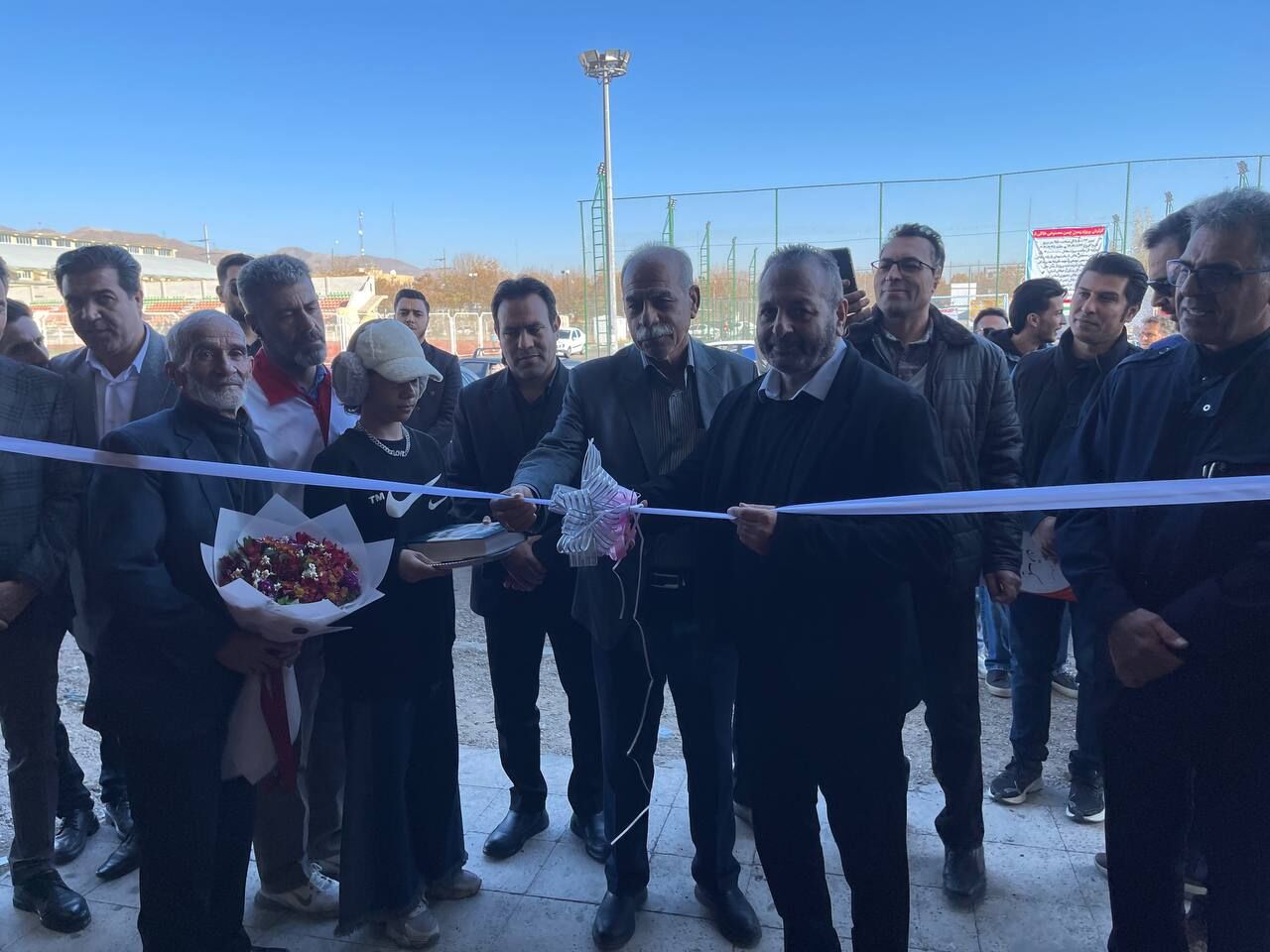 قدیمی: زمین مجهز هاکی در مجموعه ورزشی آزادی به بهره‌برداری می‌رسد