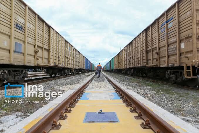 رشد ١۰ درصدی بارگیری ریلی در راه‌آهن اراک