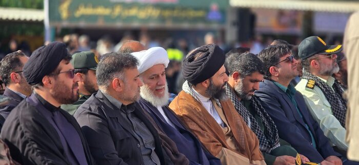 نسل جوان قدر استخوانهای پوسیده شهدا برای حفظ خاک ایران را بداند