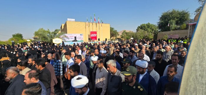 نسل جوان قدر استخوانهای پوسیده شهدا برای حفظ خاک ایران را بداند