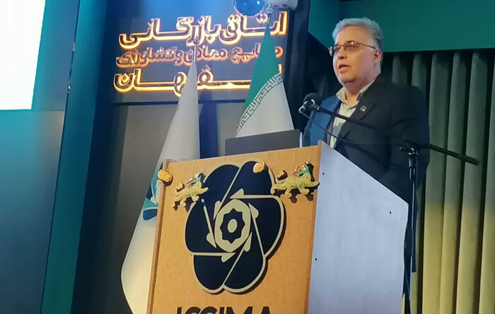 نجات زایندهرود، کلید حیات و هویت اصفهان