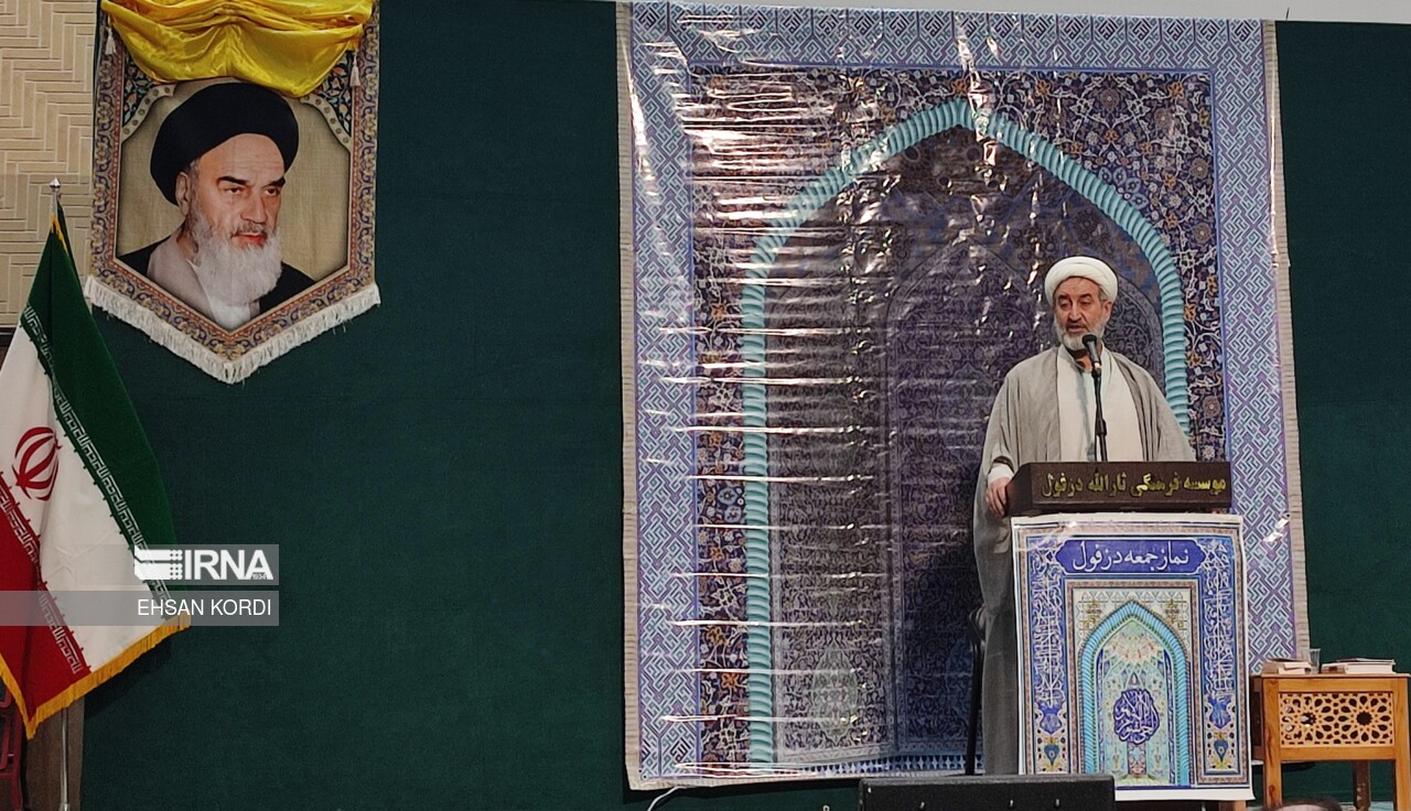 امام جمعه دزفول: رژیم صهیونیستی به دنبال تحریف جنگ ۱۲ روزه است