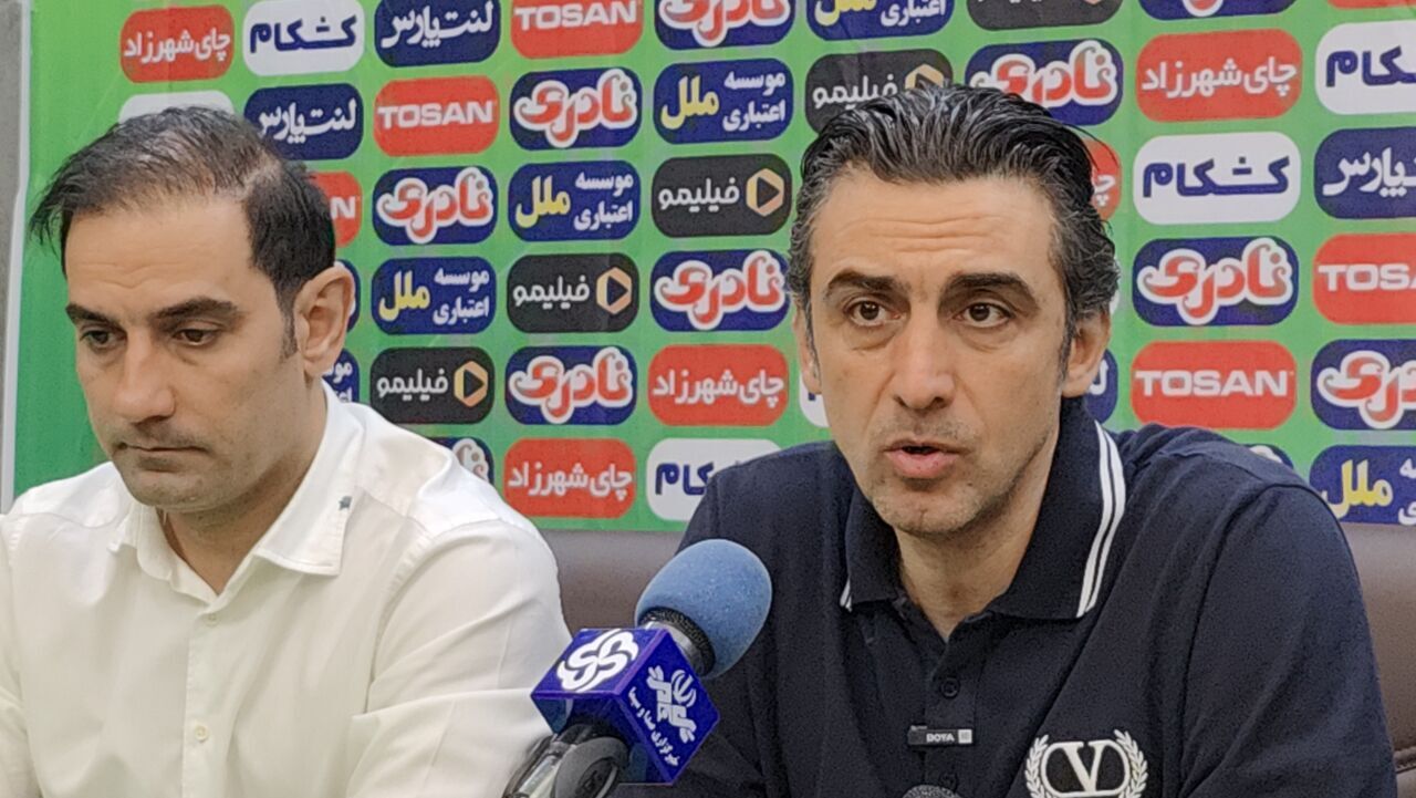 سرمربی خیبر خرم‌آباد: مشکل فوتبال ایران، «گلزنی» است