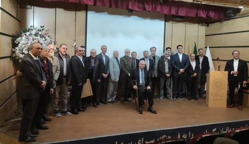 ۷۰ سال نوازندگی و سازسازی حسن زادخیل گرامی‌داشته شد