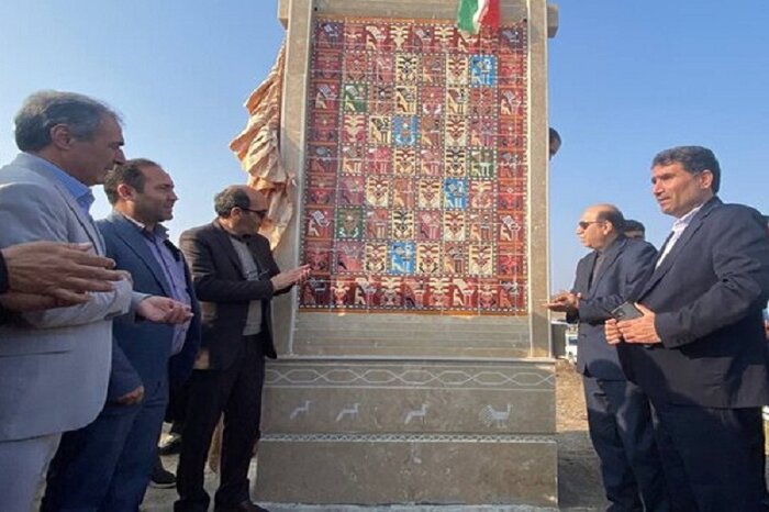 «ورنی» دستبافتهای از ذوق و هنر زنان روستایی آذربایجانشرقی