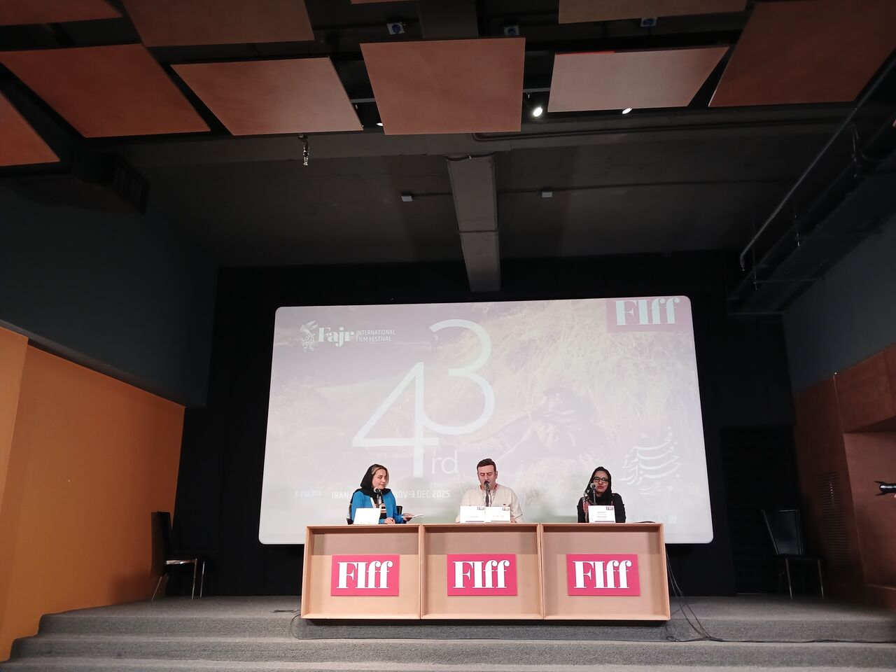 «سوی دیگر»؛ تلاشی برای به پایان سنت‌های تبعیض‌آمیز