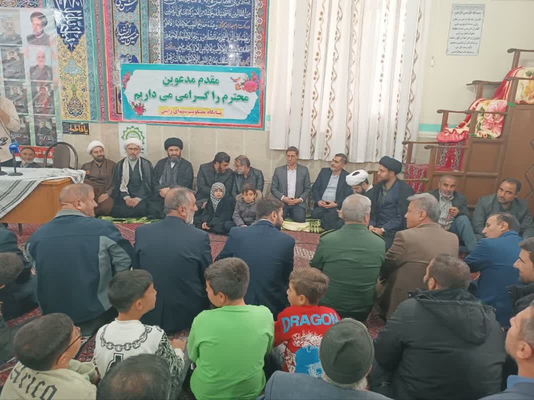 فرماندار زنجان: یادواره‌های شهدا فرصتی برای ترویج فرهنگ ایثار و شهادت است