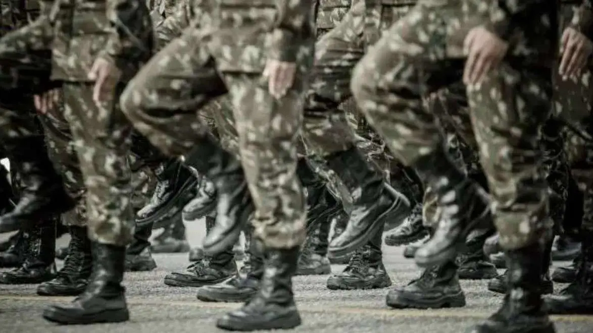 خدمت سربازی داوطلبانه در فرانسه و چند سوال