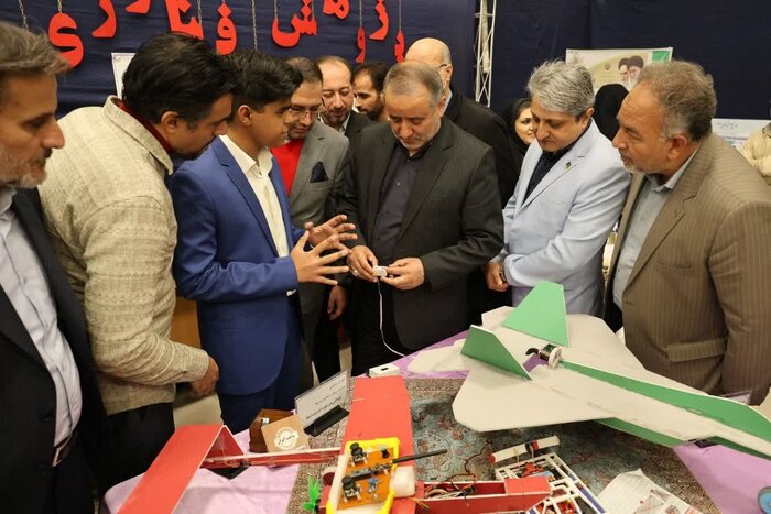 نمایشگاه دستاوردهای پژوهش و فناوری خراسان جنوبی گشایش یافت