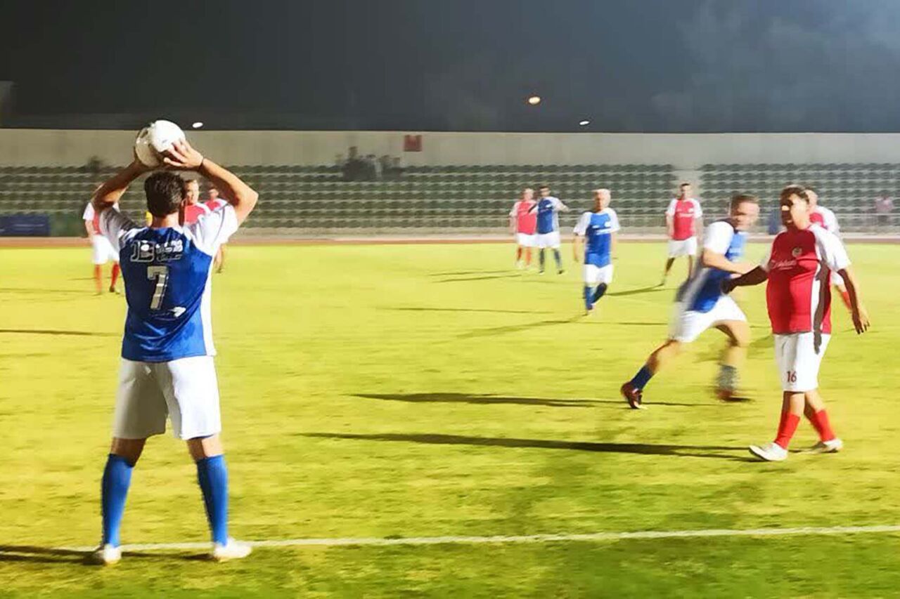 پایان پیش‌دربی پیشکسوتان پرسپولیس و استقلال با تساوی ۳ - ۳