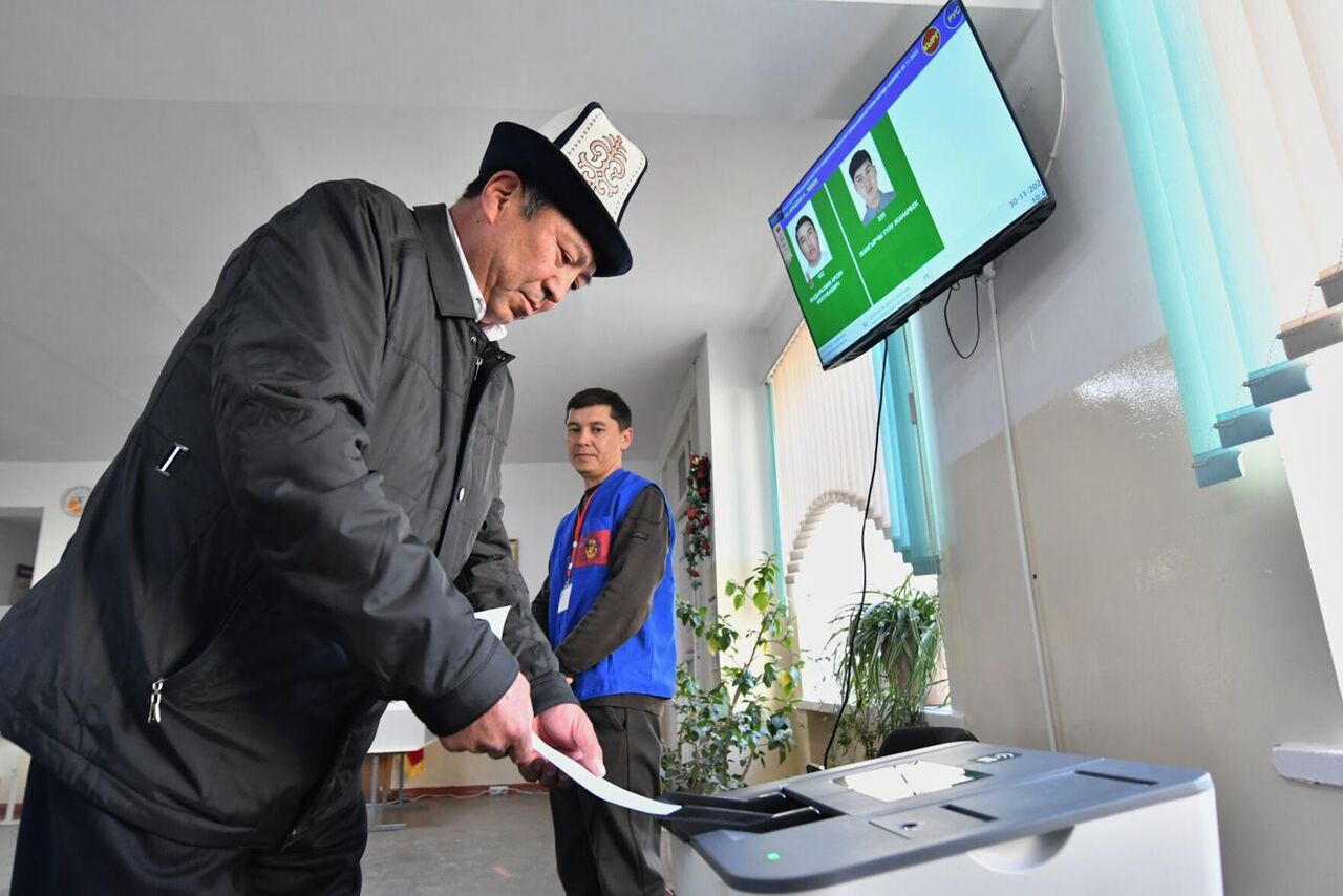 برگزاری انتخابات پارلمانی در قرقیزستان