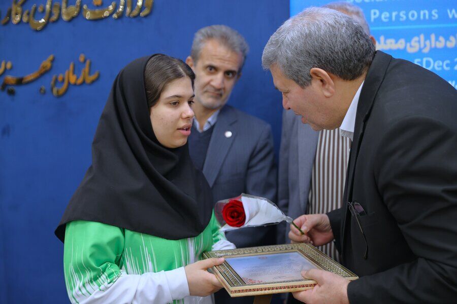 ۵۵۰۰ فرد دارای معلولیت عضو پایگاه نخبگان بهزیستی هستند