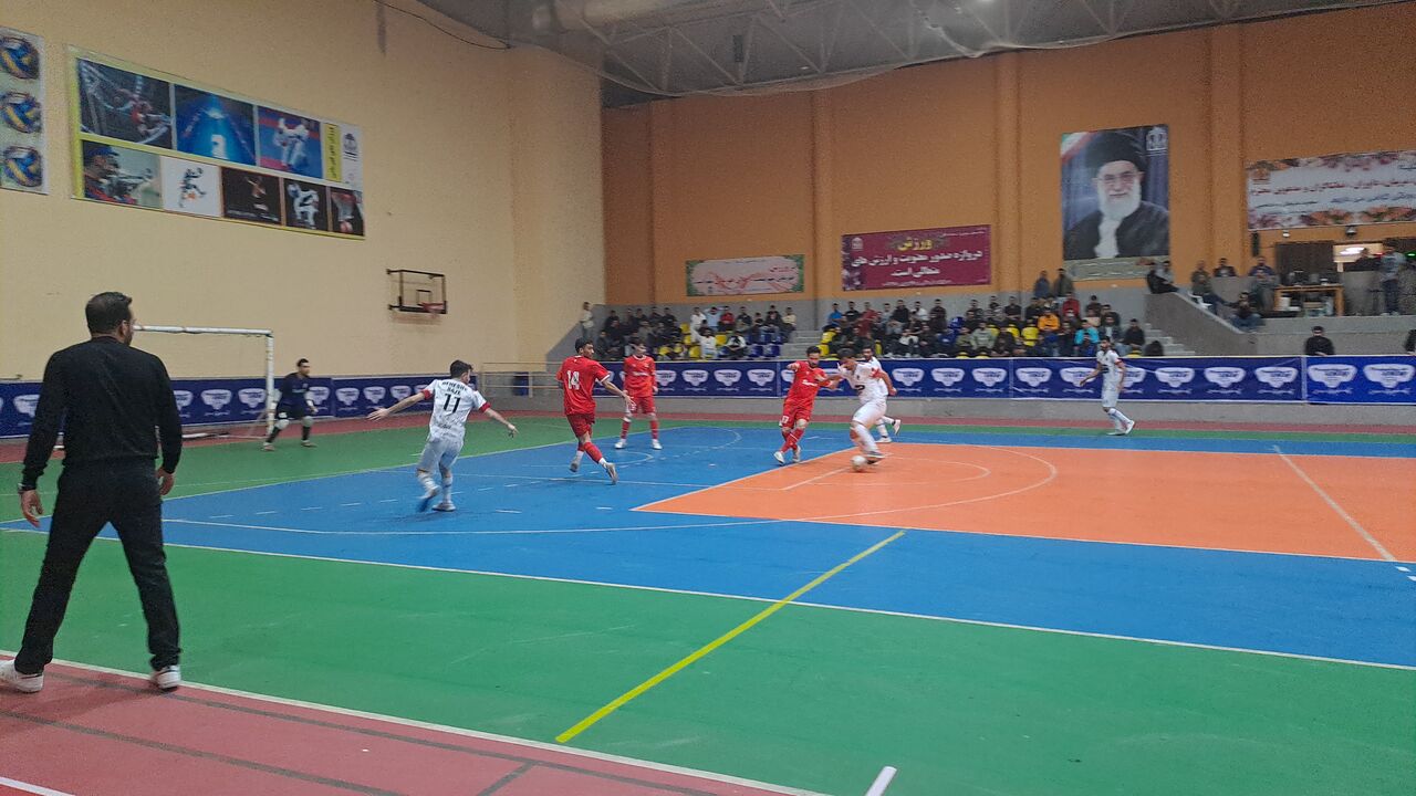 فیلم: سرمربی فوتسال ‌سن‌ایچ ساوه: پیروزی مقابل بهشتی‌سازه دور از انتظار نبود