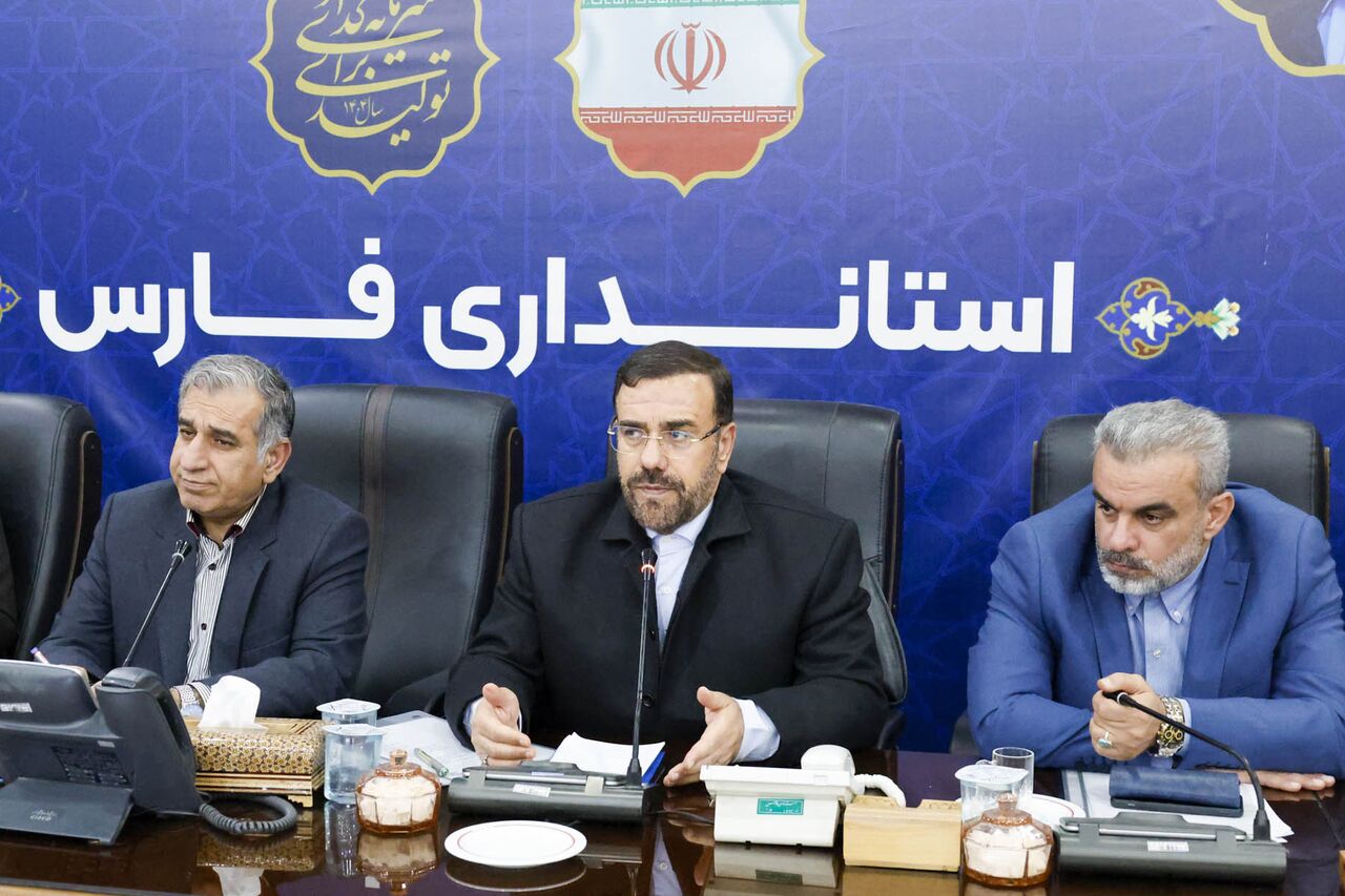 استاندار فارس: عملکرد دستگاه‌ها در مبارزه با مواد مخدر باید کمی، شفاف و قابل ارزیابی باشد