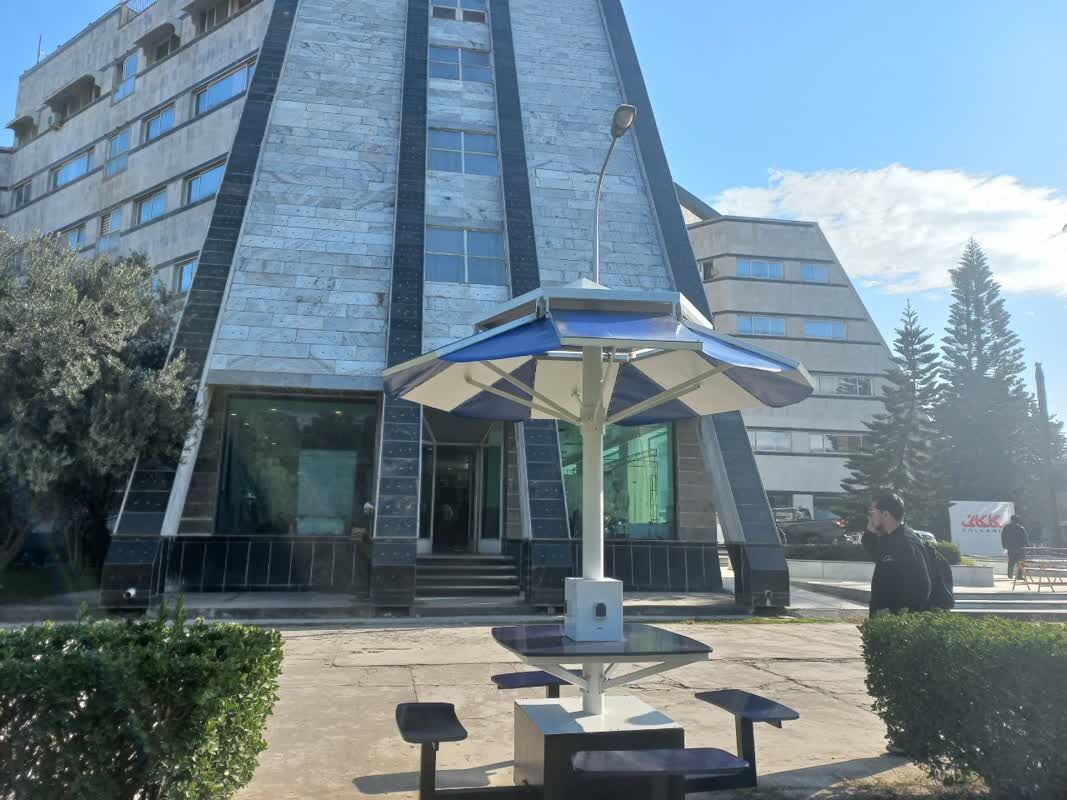 دانشگاه صنعتی نوشیروانی بابل به نیمکت خورشیدی مجهز شد