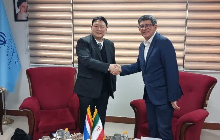 إيران وتايلاند تتفقان على وضع خارطة طريق للتعاون العلمي والتعليمي إيران وتايلاند تتفقان على وضع خارطة طريق للتعاون العلمي والتعليمي