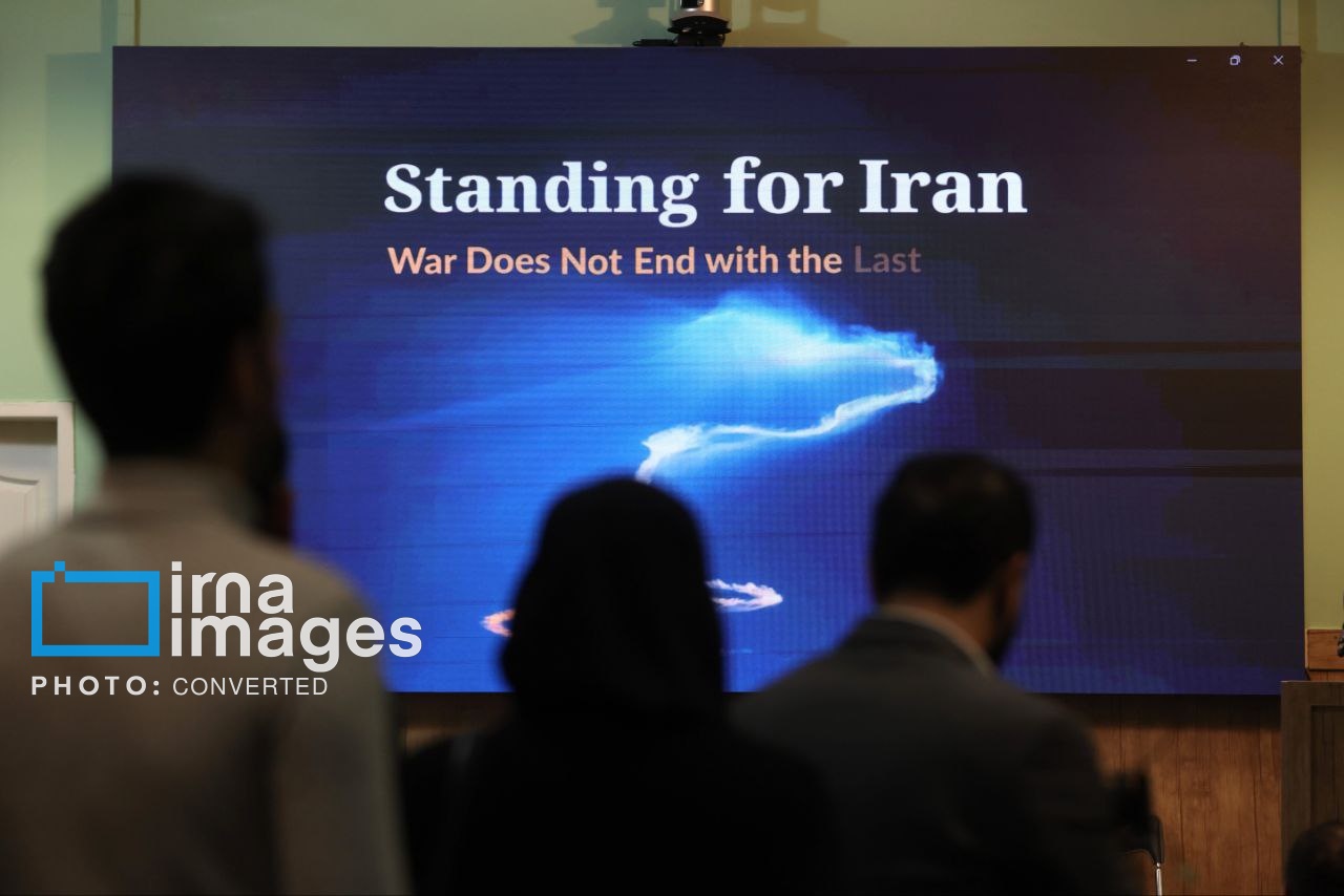 برگزاری نمایشگاه عکس «ایستادگی برای ایران؛ جنگ با آخرین گلوله به پایان نمی‌رسد»