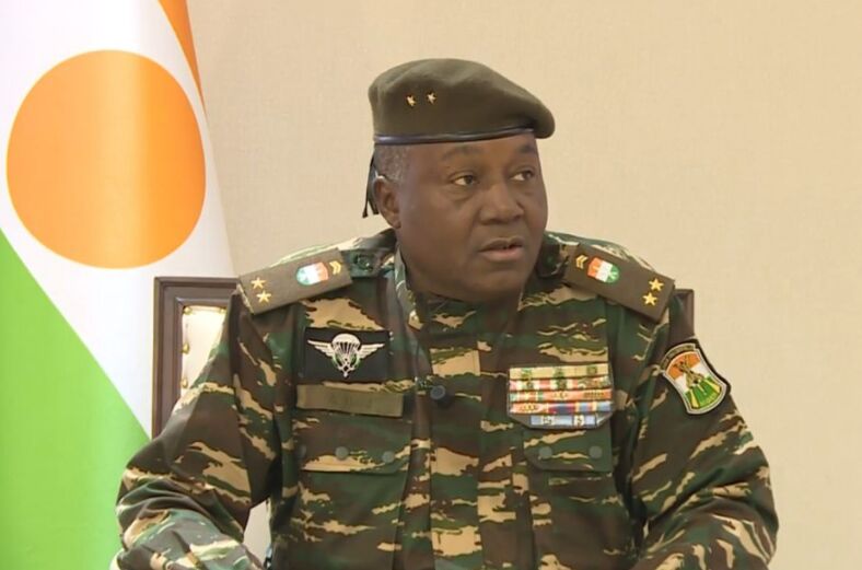 نیجر با خلع ید از فرانسه، اورانیوم تولیدی را در بازار جهانی عرضه می‌کند