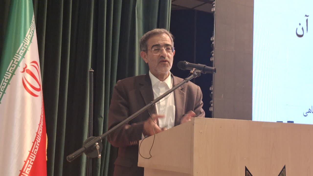 توسعه دانشگاهها و مراکز علمی کشور از دستاوردهای انقلاب اسلامی است