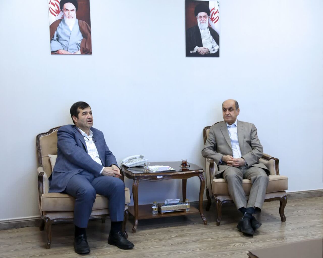 وضعیت ساخت ورزشگاه جدید درانزلی و روند بازسازی اماکن ورزشی گیلان بررسی شد