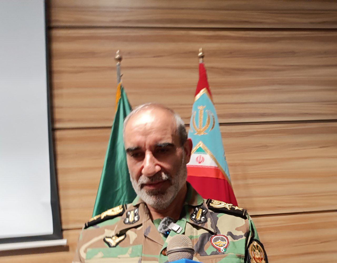 فرمانده نیروی زمینی ارتش: پایش الکترونیکی مرزهای کشور در حال اجرا است