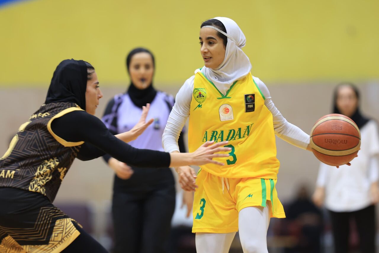 پالایش نفت آبادان، حریف مشهدی را زمین‌گیر کرد