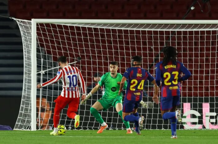 برد بزرگ بارسلونا برای تثبیت صدرنشینی؛ اتلتیکو در نیوکمپ کامبک خورد