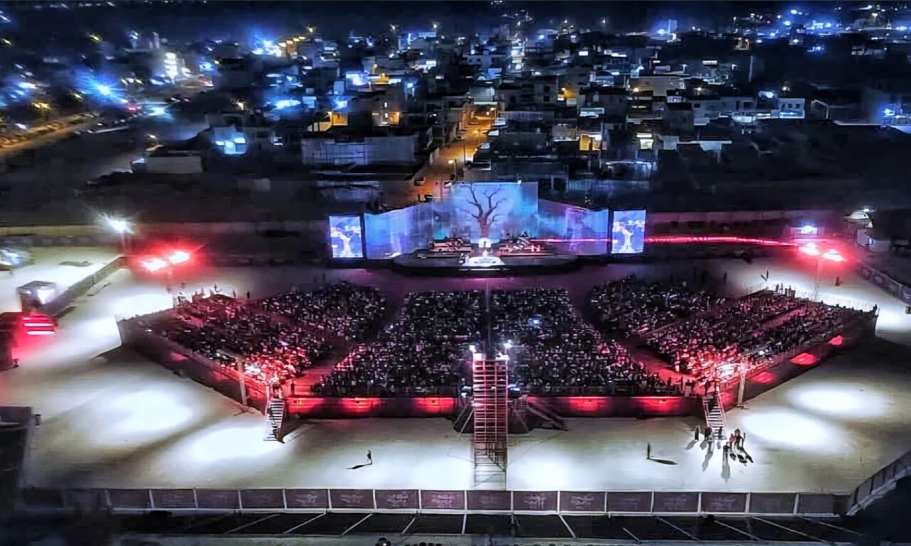 فیلم| کنسرت «ایرانم» علیرضا قربانی در بوشهر روی صحنه رفت