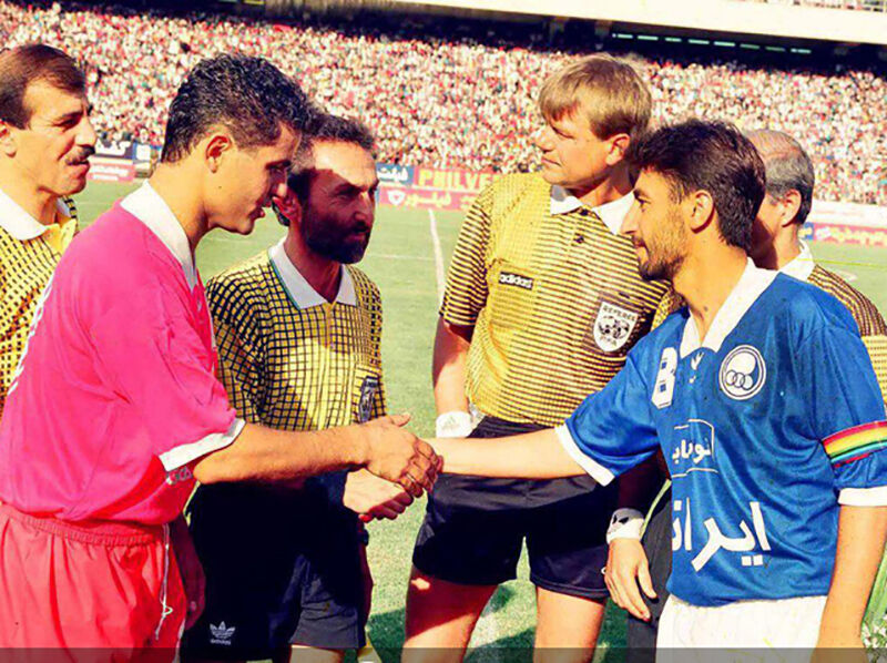 خاطره‌بازی با دربی چهل و یکم؛ کمکِ بهترین داور جهان به استقلالی‌ها