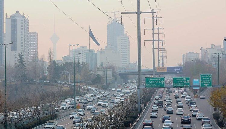  خودروهای فرسوده و چالش آلودگی هوای کلان‌شهرها