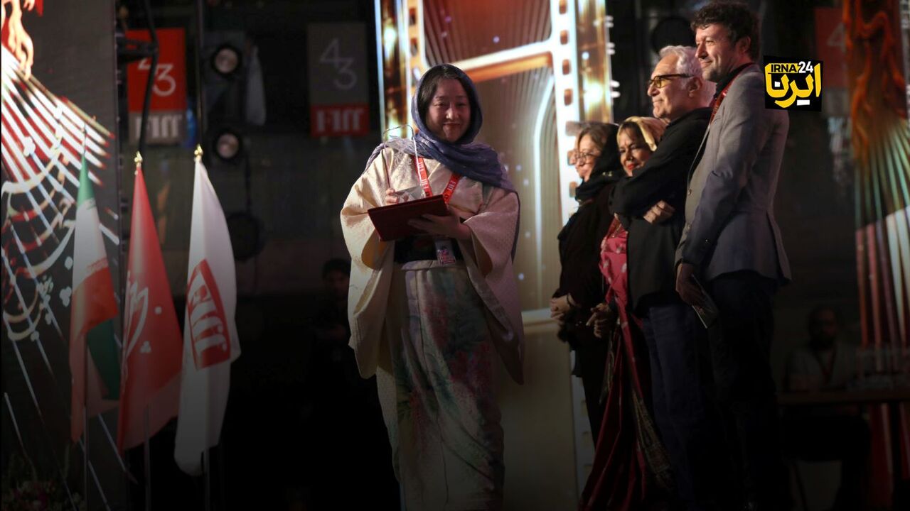 چه کسانی سیمرغ را به خانه بردند؟