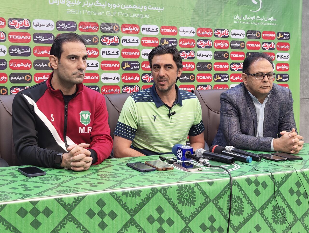 سرمربی خیبر خرم‌آباد: دیدار با شمس آذر فینال فصل است