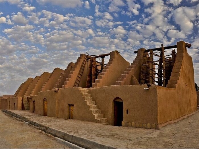 فرماندار: تکمیل ۲۰ پروژه اولویتدار نهبندان، ۴۶ هزار و ۳۸۵ میلیارد ریال اعتبار نیاز دارد