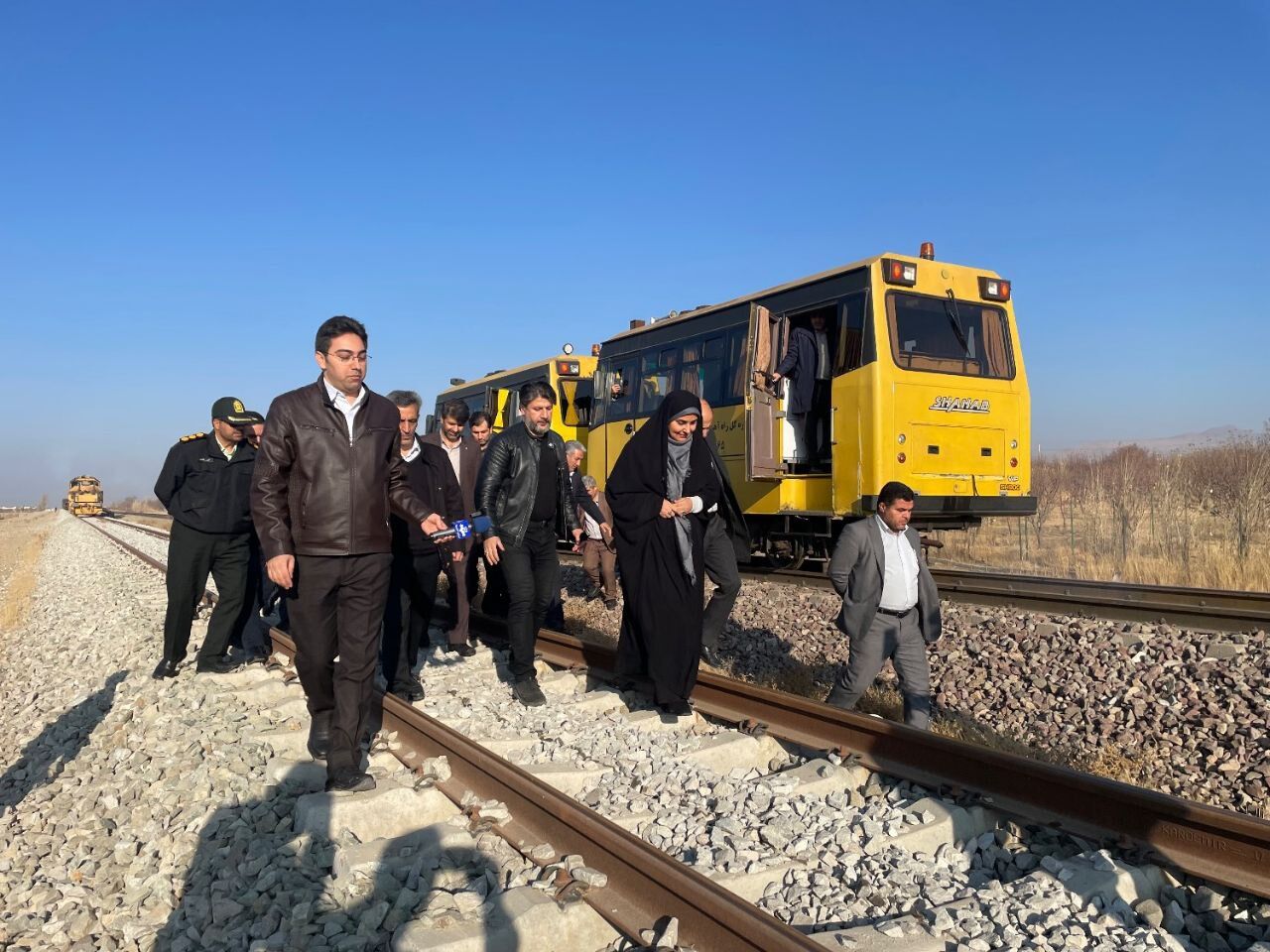 فیلم | وزیر راه: ریل گذاری خط دوم راه آهن زنجان - قزوین به پایان رسید