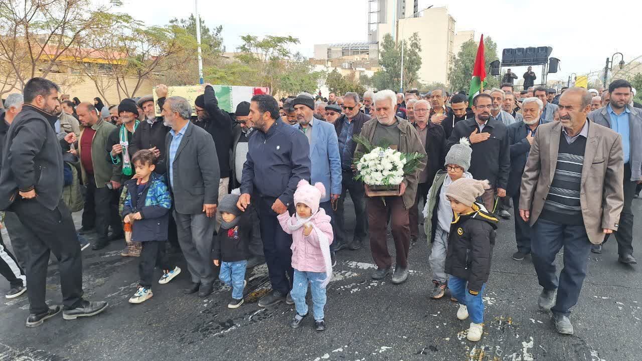 تشییع باشکوه پیکرهای شهدای گمنام در شهرهای استان سمنان