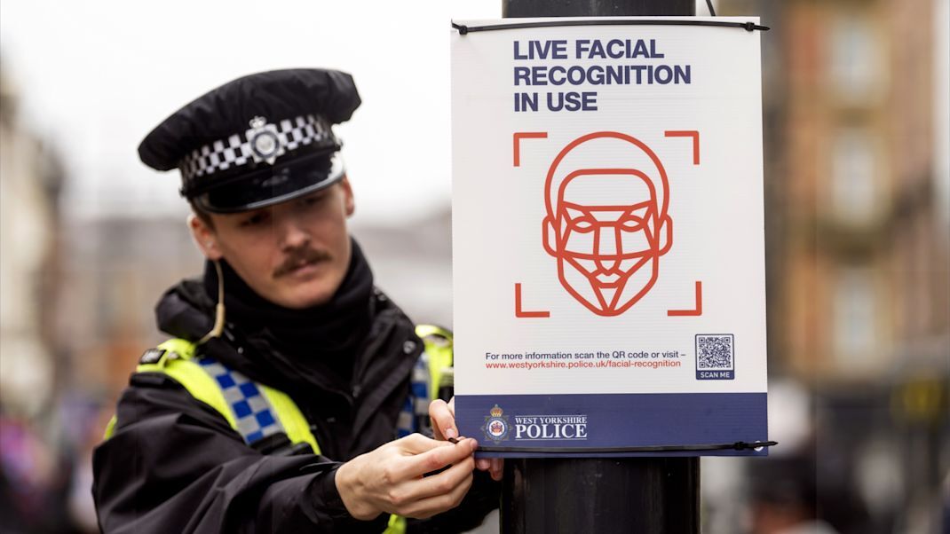 نظارت بی‌وقفه یا جاسوسی دیجیتال؟ جدال بر سر دوربین‌های هوشمند پلیس انگلیس