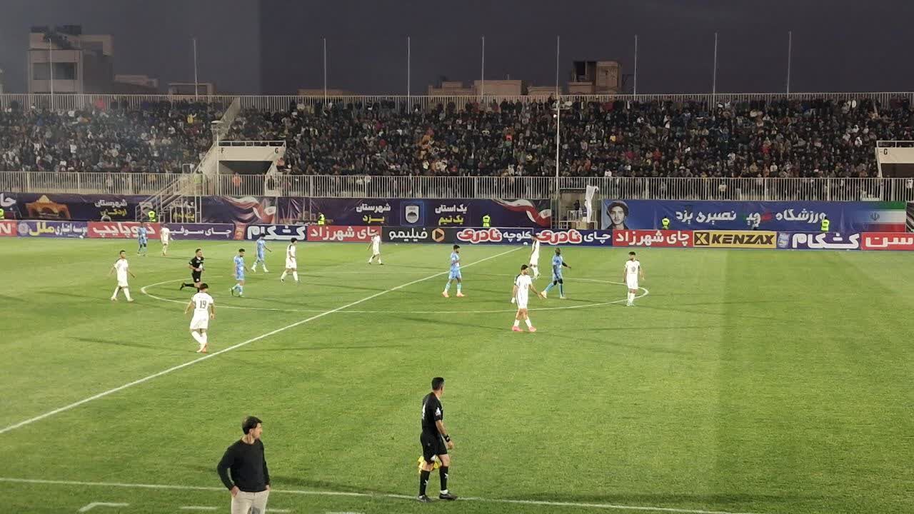 لیگ برتر فوتبال/تساوی چادرملو و ذوب آهن