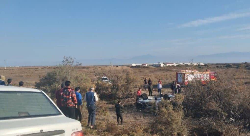 واژگونی مرگبار پراید؛ یک کشته و ۴ مجروح در سه‌راهی آق‌دگش آق‌قلا