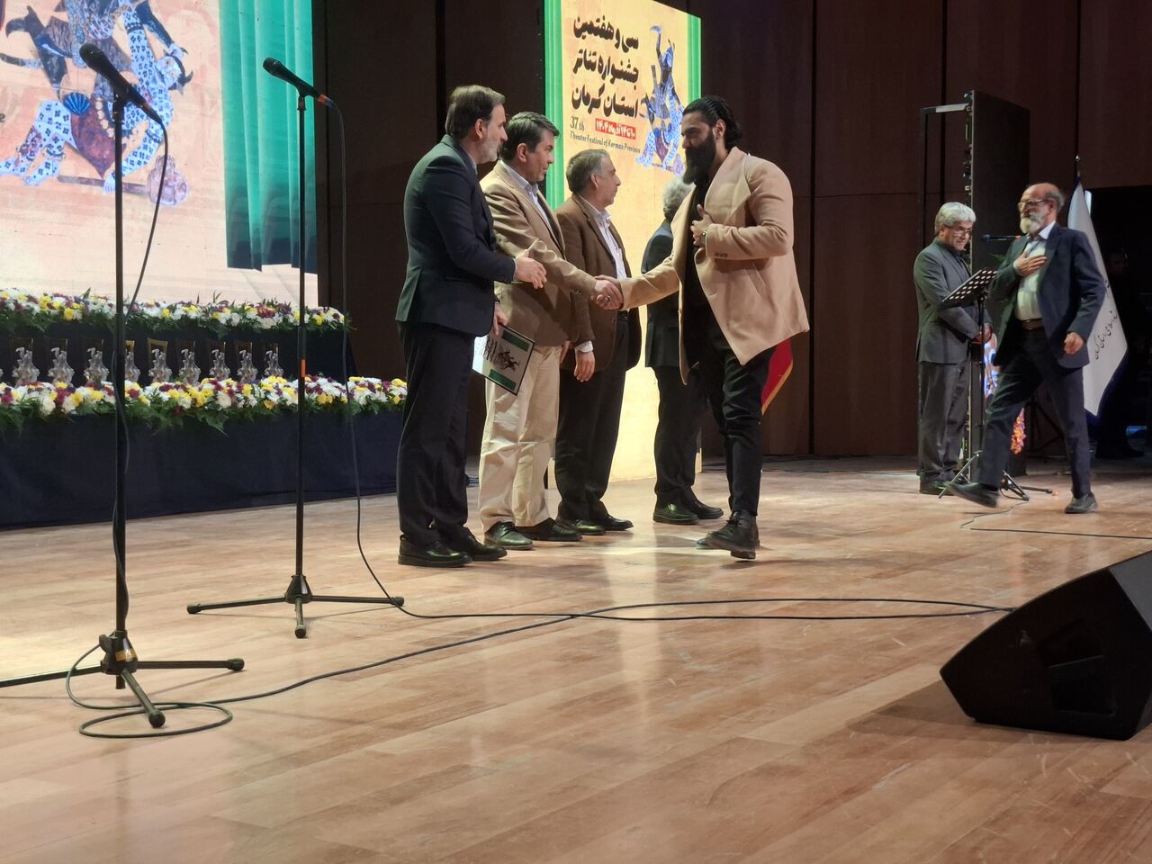 سی و هفتمین جشنواره تئاتر کرمان به کار خود خاتمه داد