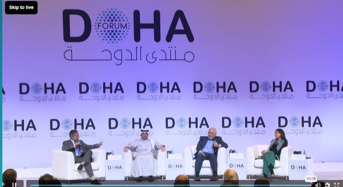 ظریف: ایران همچنان ایستاده و به ایستادگی ادامه خواهد داد/ امنیت ما وارداتی نیست