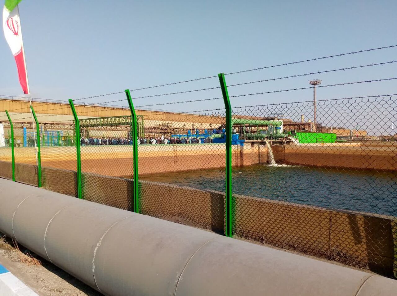 پزشکیان: آب خلیج فارس به اصفهان رسید