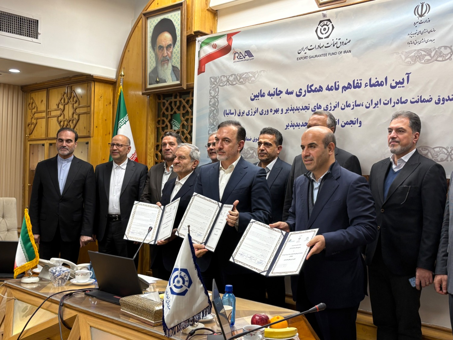 حمایت صندوق ضمانت صادرات ایران از توسعه نیروگاه های تجدیدپذیر