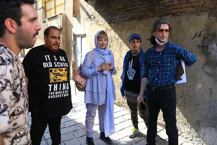 ممیزی «قرمز یواش» بهخاطر گوش خانم بازیگر/ دوبار پروانه نمایش گرفتیم