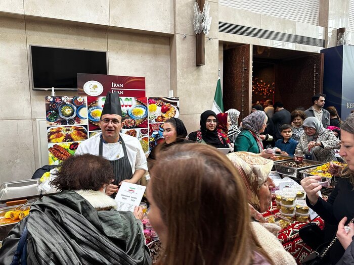 مشارکت سفارت ایران در بازارچه خیریه دیپلماتیک آنکارا + عکس