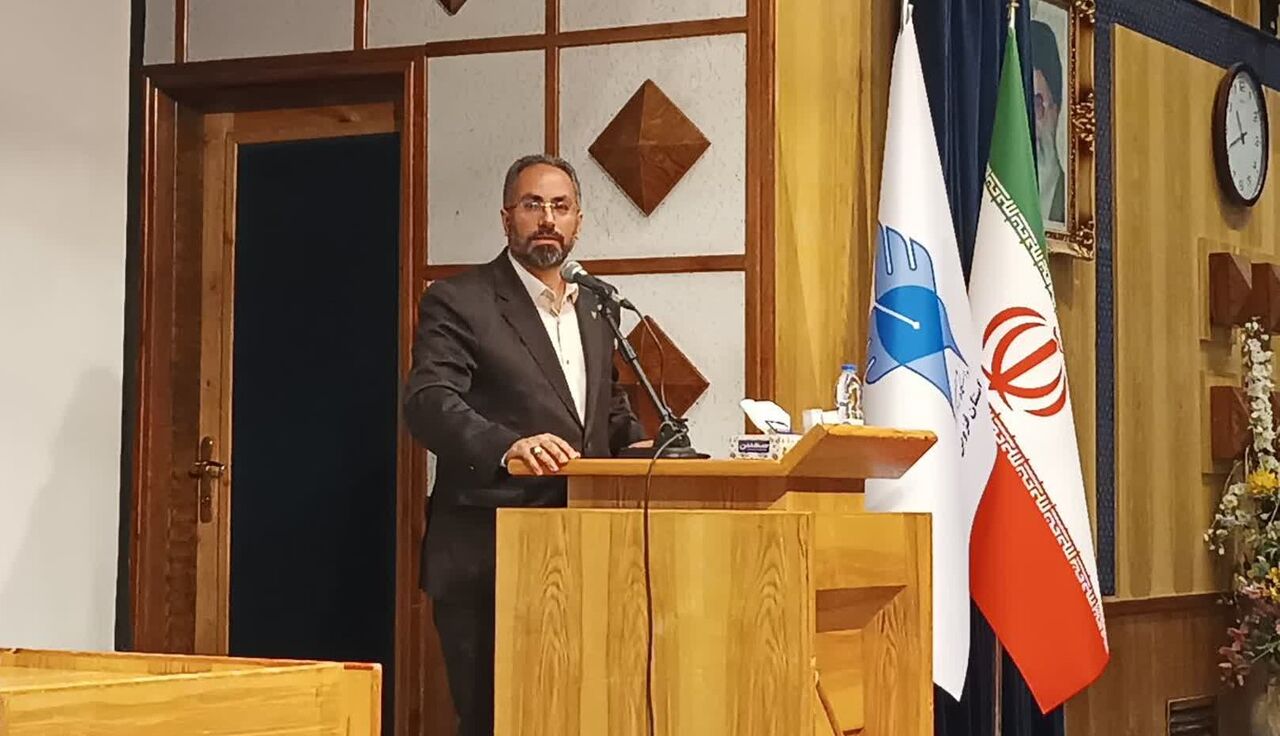 دانشجویان ذهن بیدار جامعه و امیدآفرینان فردای ایران هستند