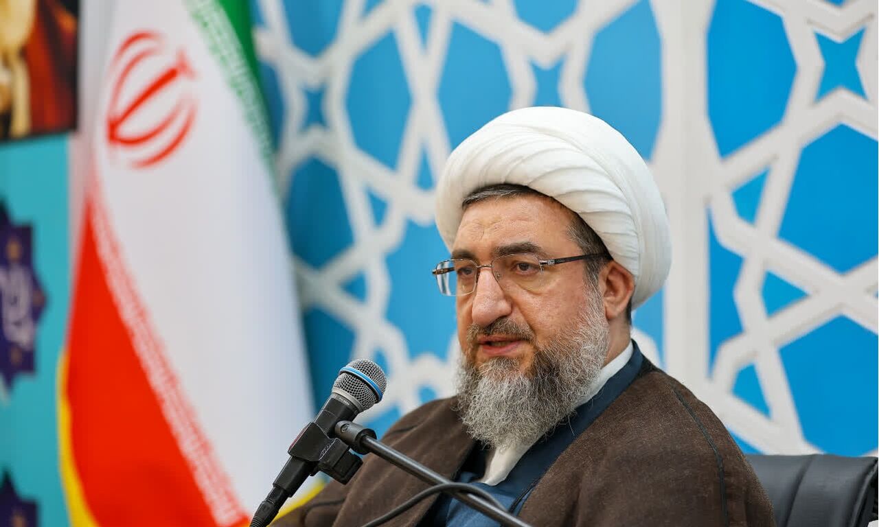 امام جمعه تبریز: مطالبه گری و نقادی ویژگی دانشجویان است