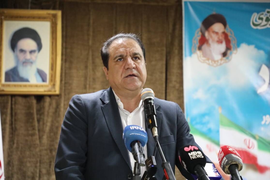 استاندار ایلام: تولید علم، مسالهمحوری و کاوشگری ویژگی دانشجوی ممتاز است