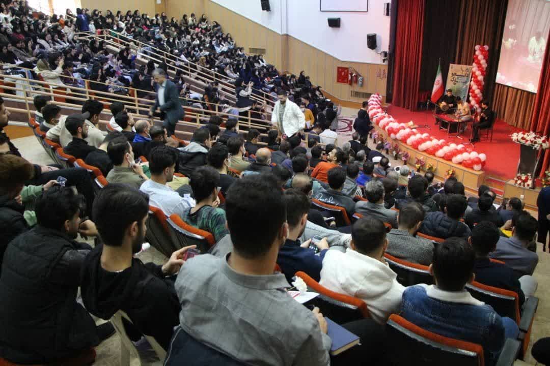 فیلم | گرامیداشت روز دانشجو در دانشگاه علوم پزشکی کردستان