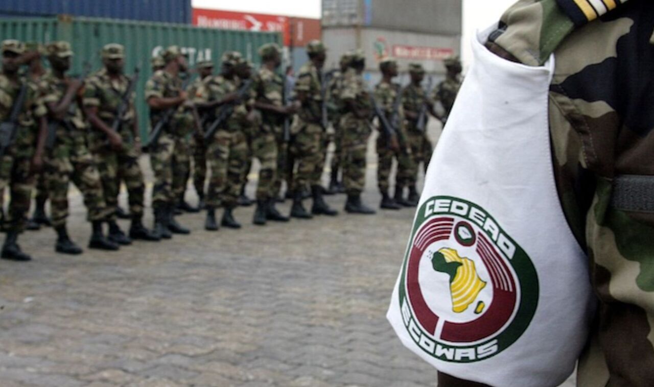 اکوواس دستور اعزام نیروهای نظامی به بنین را صادر کرد